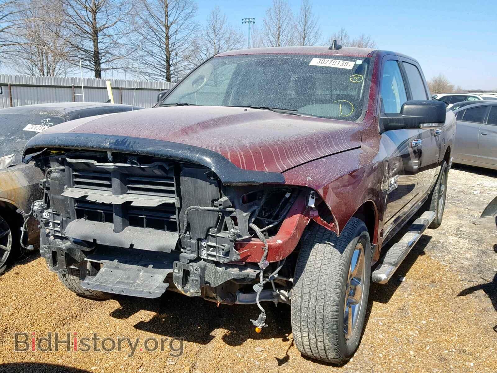 2017 RAM 1500 SLT - VIN: 3C6RR7LT0HG682047 - Фото 2