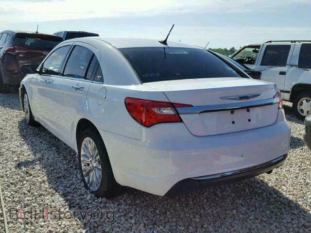 2012 CHRYSLER 200 - VIN: 1C3CCBCB1CN121600 - Фото 3