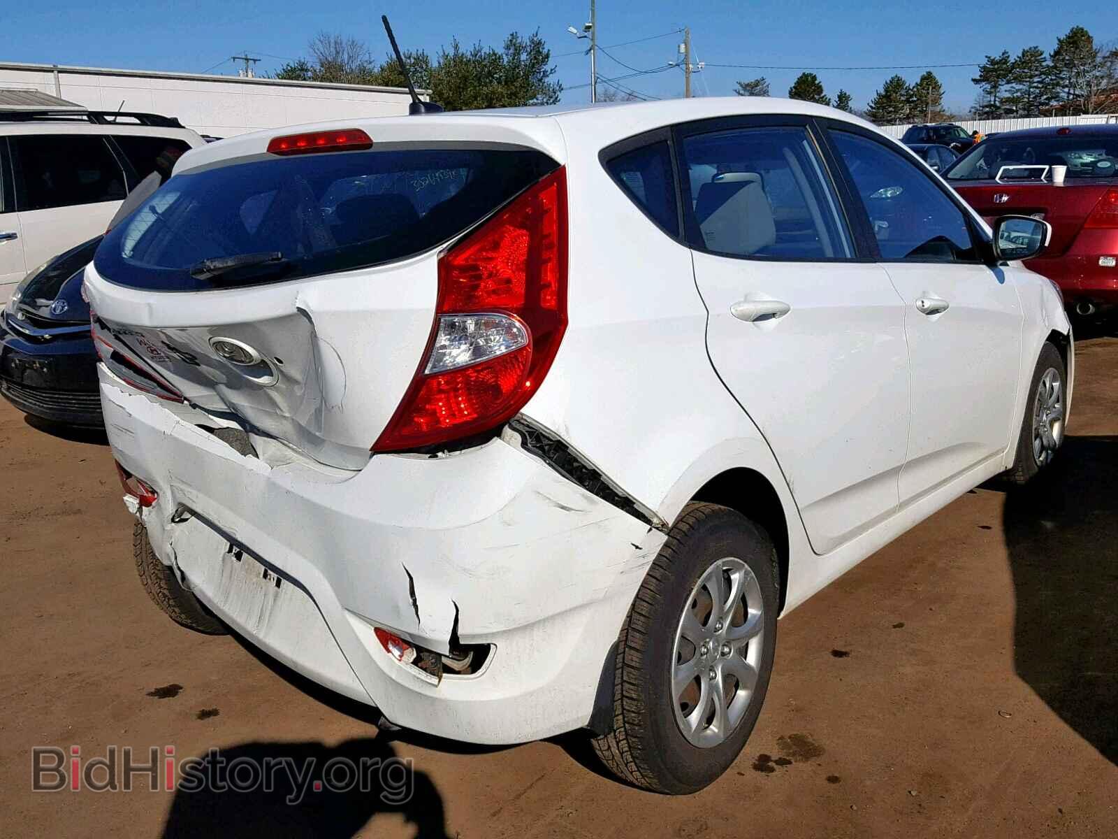 2013 HYUNDAI ACCENT - VIN: KMHCT5AE1DU137910 - Фото 4