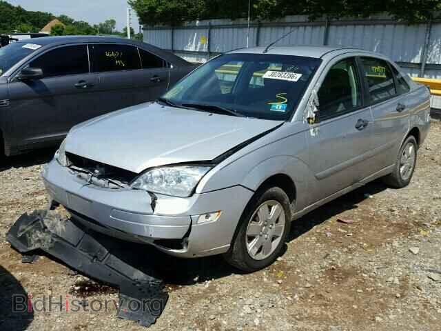 2006 FORD FOCUS - VIN: 1FAFP34N96W255884 - Фото 2