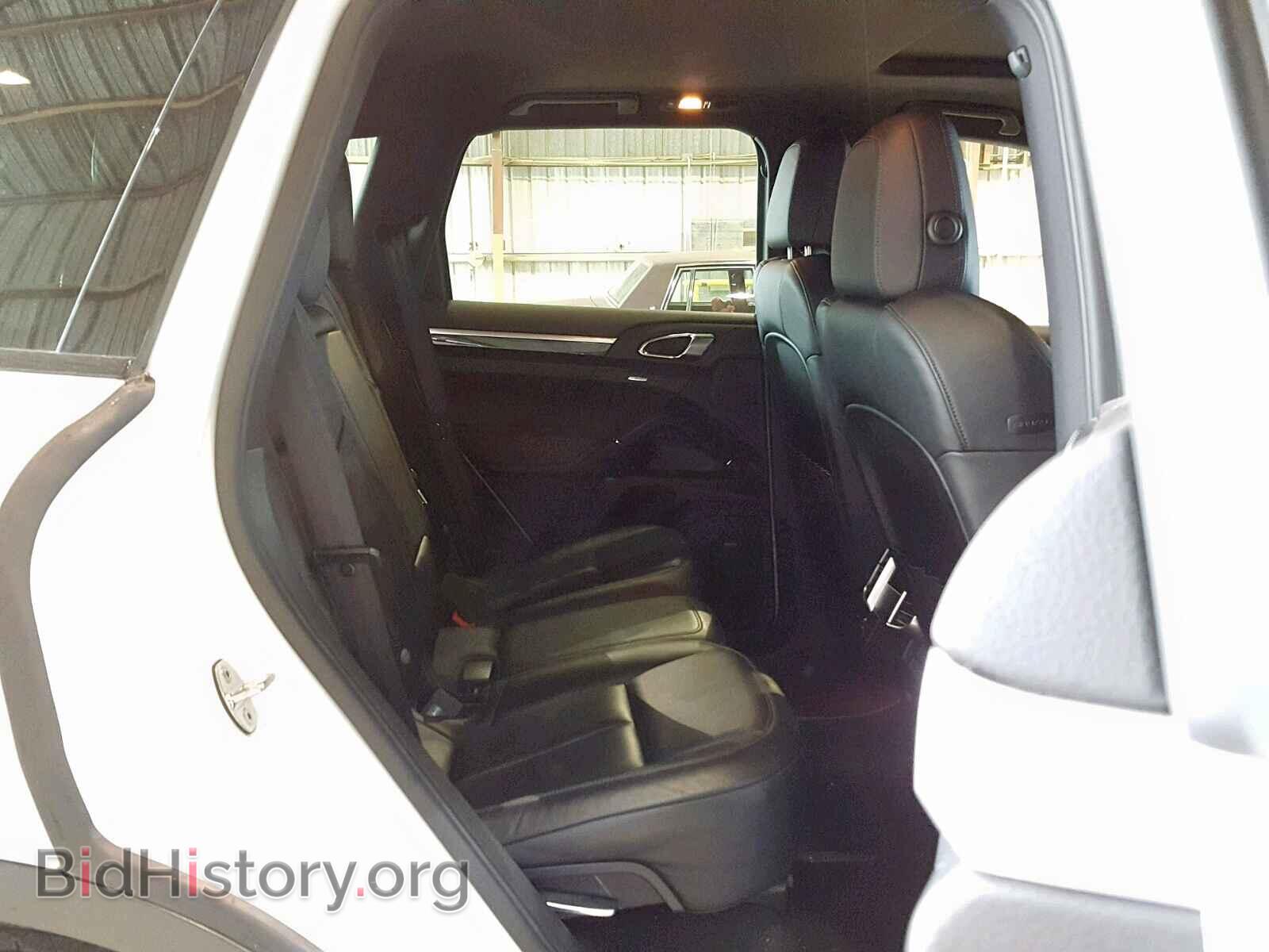 2012 PORSCHE CAYENNE - VIN: WP1AA2A20CLA09733 - Photo 6