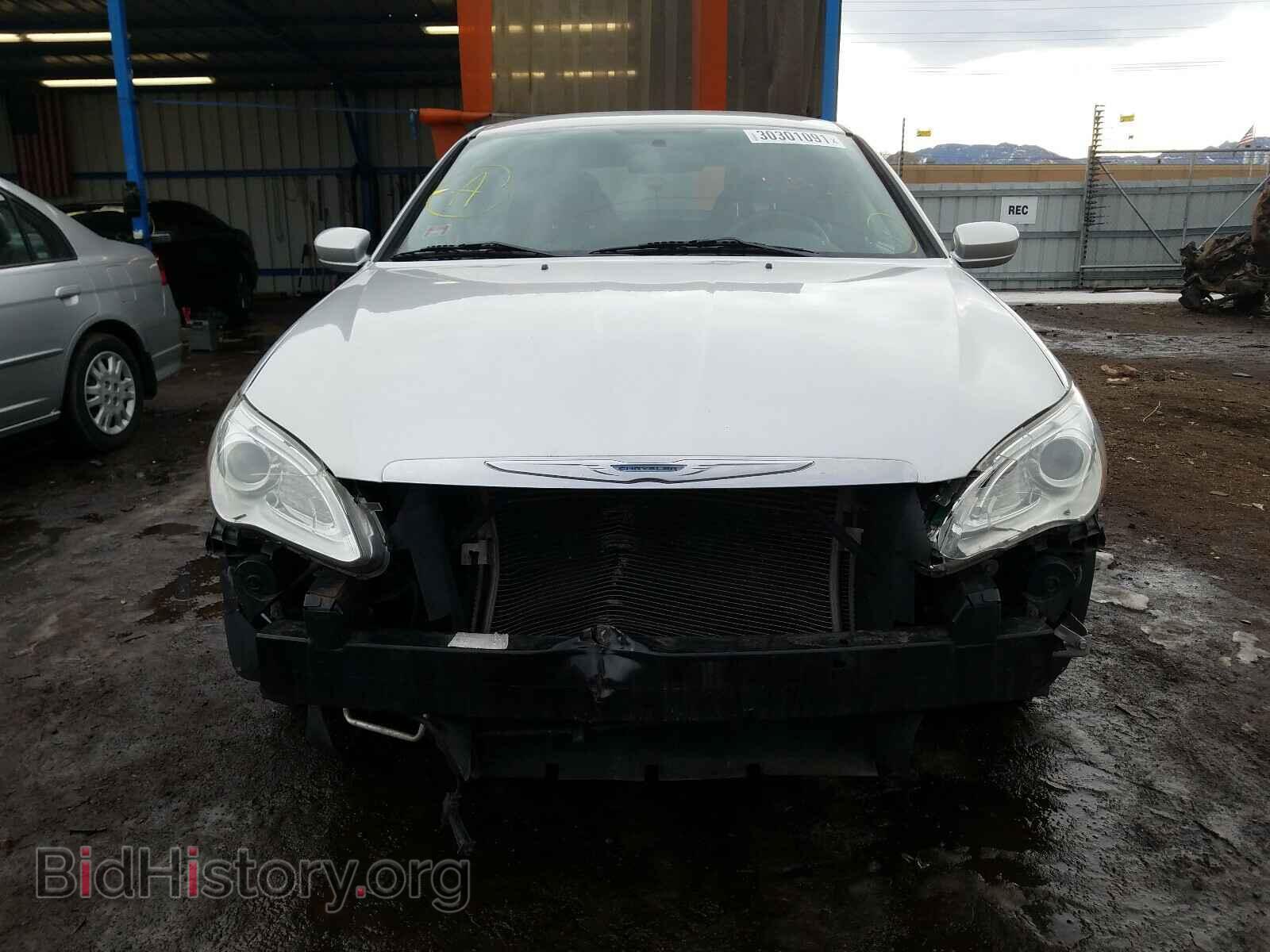 2012 CHRYSLER 200 - VIN: 1C3CCBAB0CN332001 - Фото 9