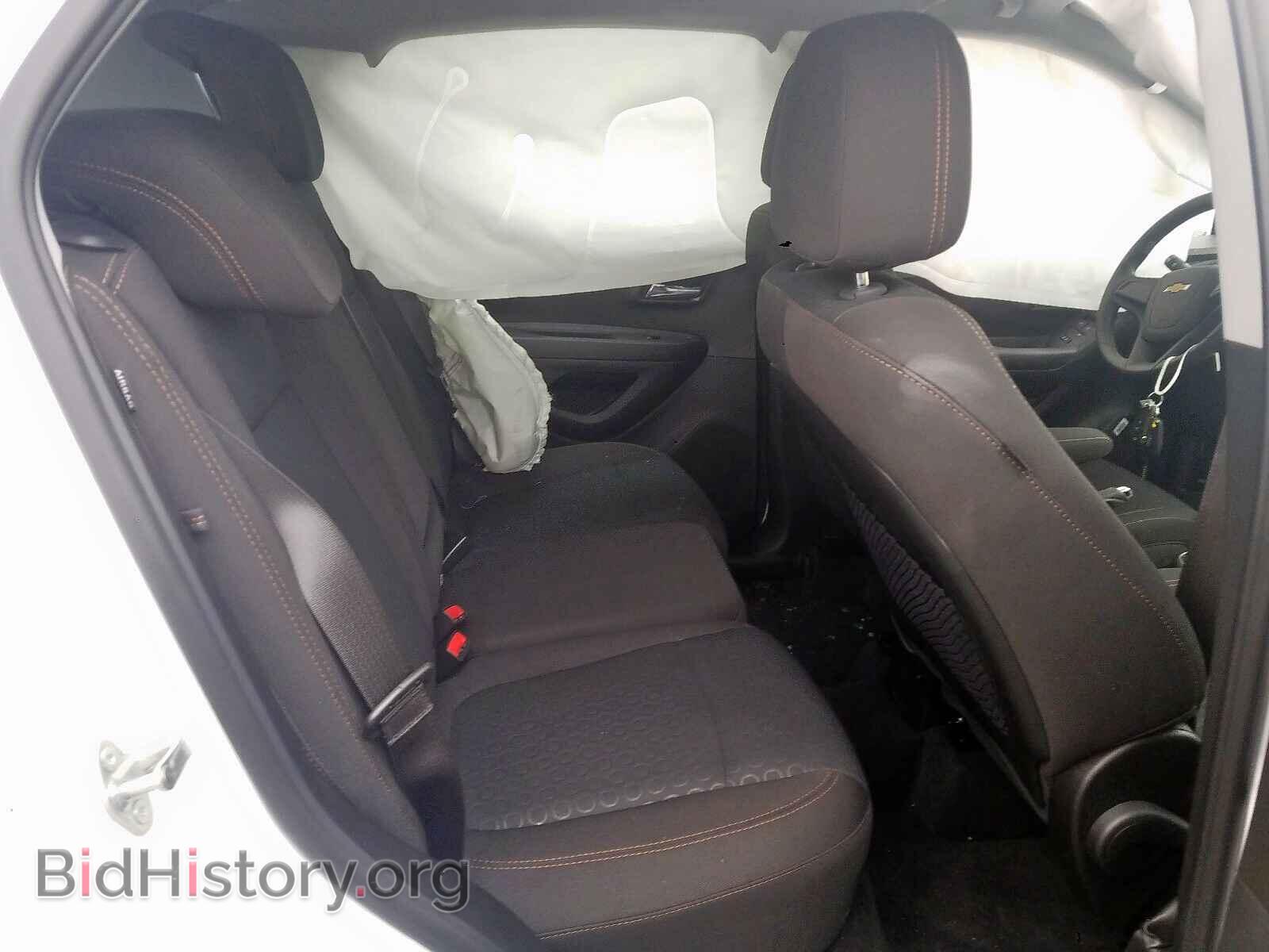 2020 CHEVROLET TRAX - VIN: 3GNCJKSB5LL139480 - Фото 6