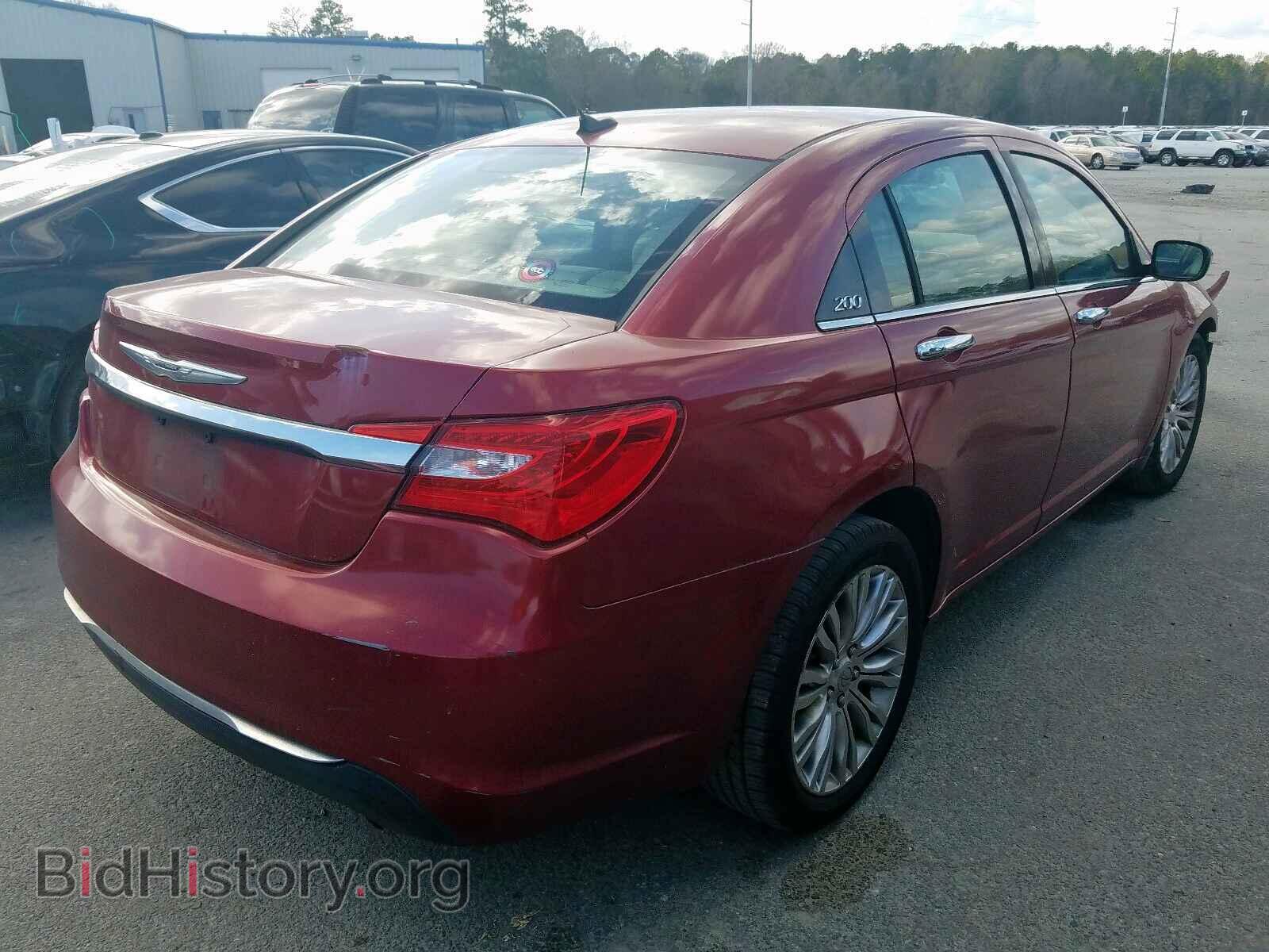 2011 CHRYSLER 200 - VIN: 1C3BC2FB8BN581343 - Фото 4