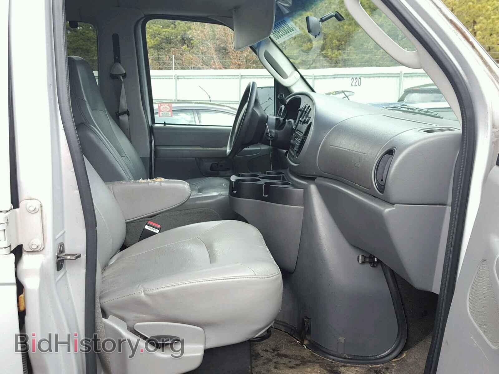 2006 FORD ECONOLINE - VIN: 1FBSS31L26DB21308 - Фото 5