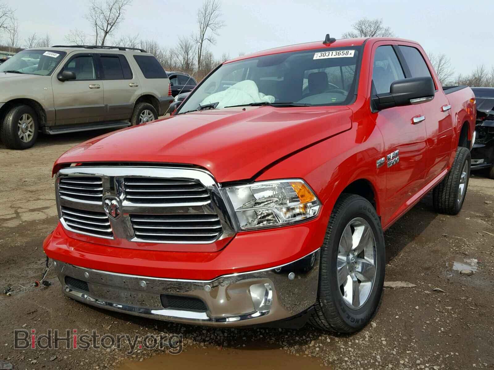 2017 RAM 1500 - VIN: 3C6RR7LT6HG522822 - Photo 2