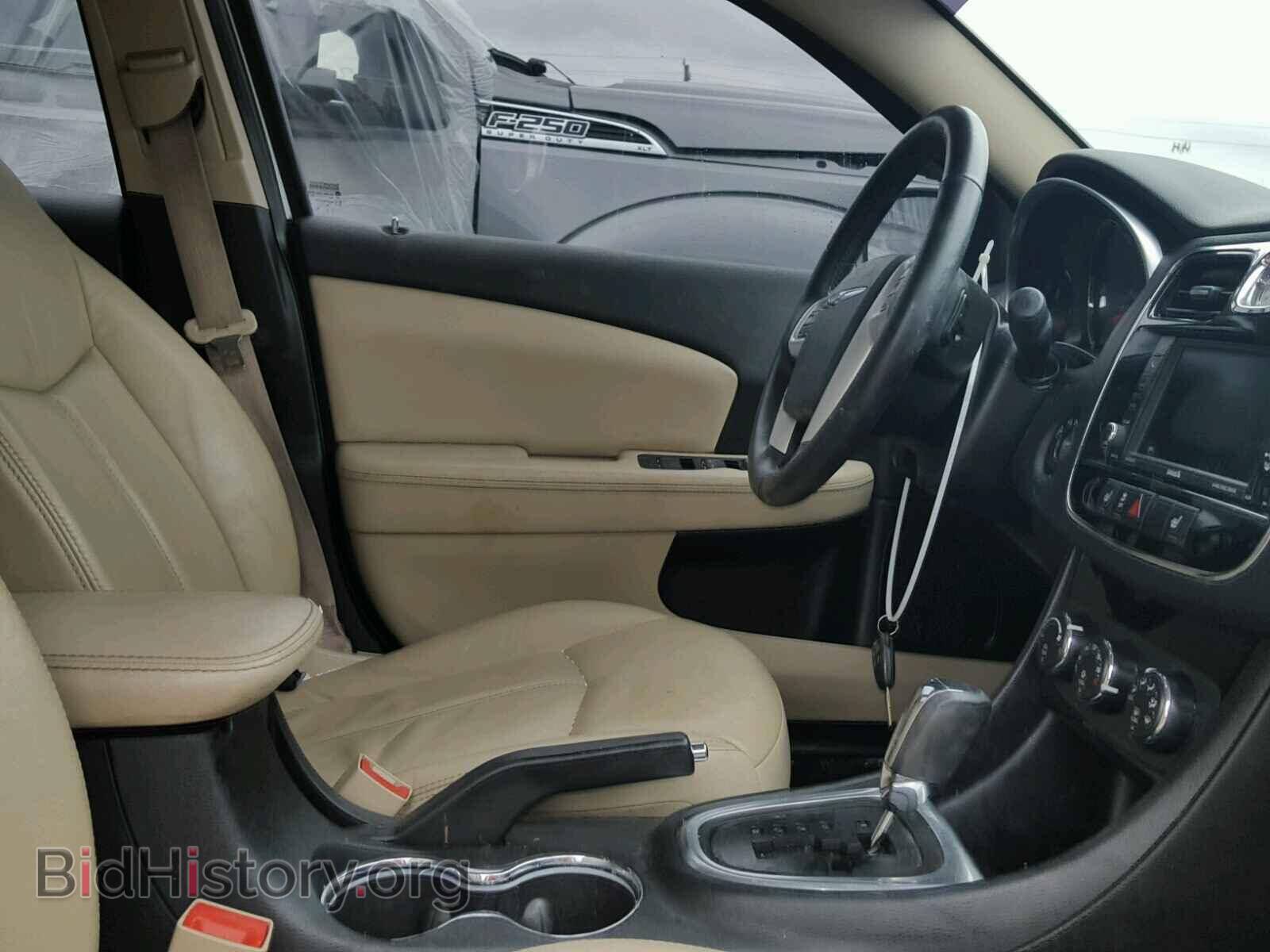 2012 CHRYSLER 200 - VIN: 1C3CCBCG0CN205936 - Фото 5