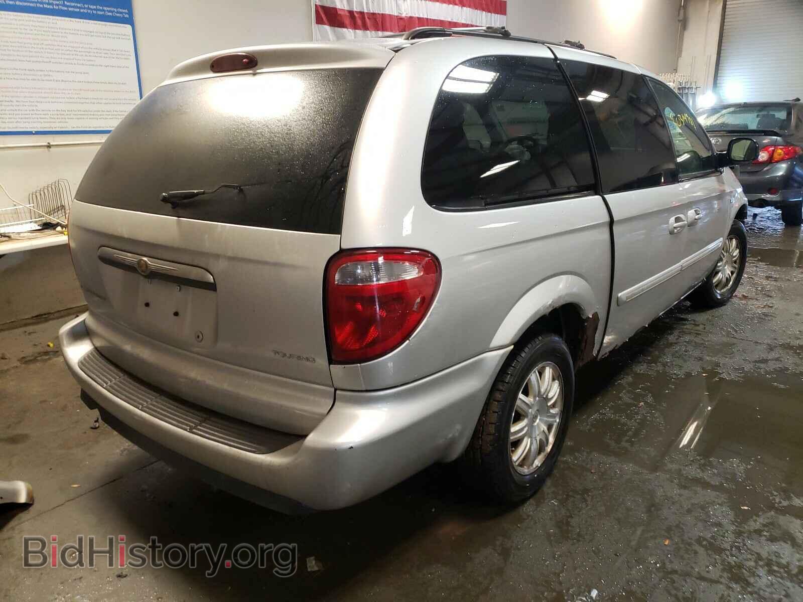 2006 CHRYSLER MINIVAN - VIN: 2A4GP54L76R702885 - Фото 4