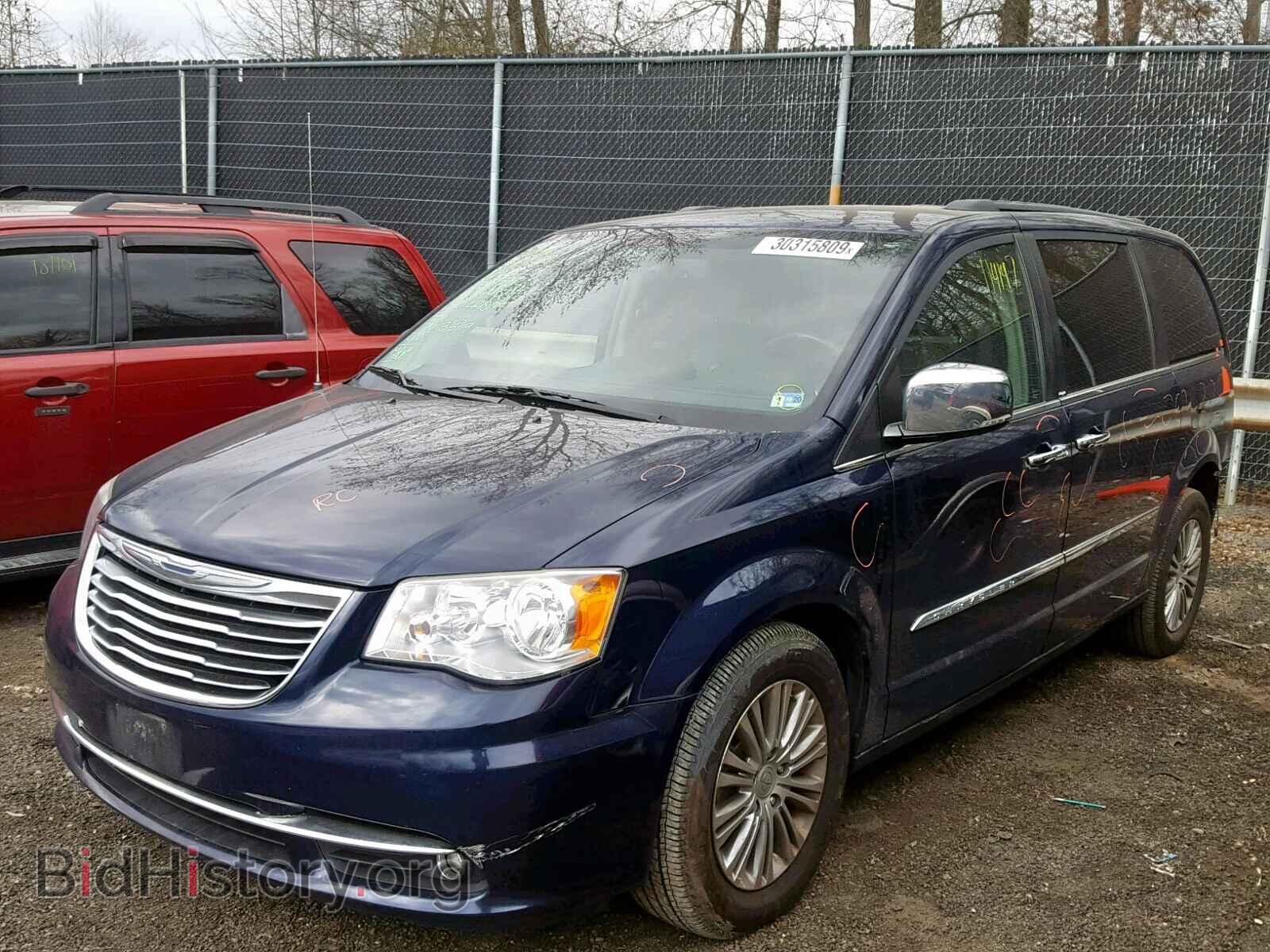 2013 CHRYSLER TOWN & COU - VIN: 2C4RC1CG9DR595701 - Фото 2