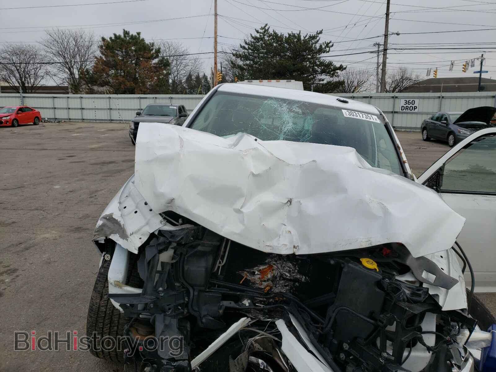 2017 RAM 1500 - VIN: 3C6RR7LT3HG525709 - Photo 7