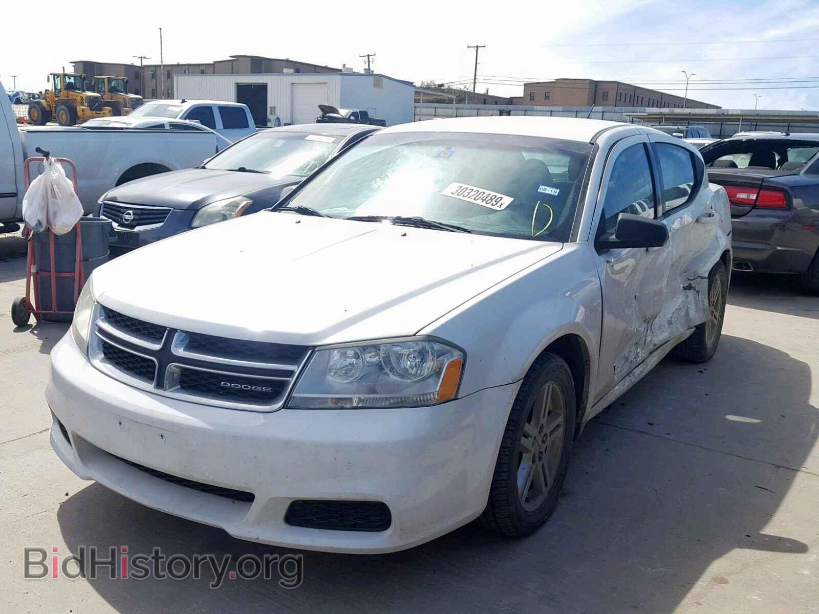 2011 DODGE AVENGER - VIN: 1B3BD4FB3BN572913 - Фото 2