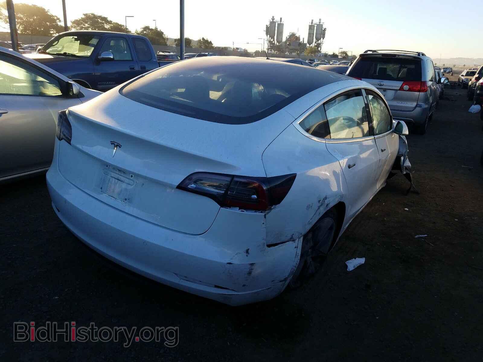 2018 TESLA MODEL 3 - VIN: 5YJ3E1EA8JF043509 - Photo 4