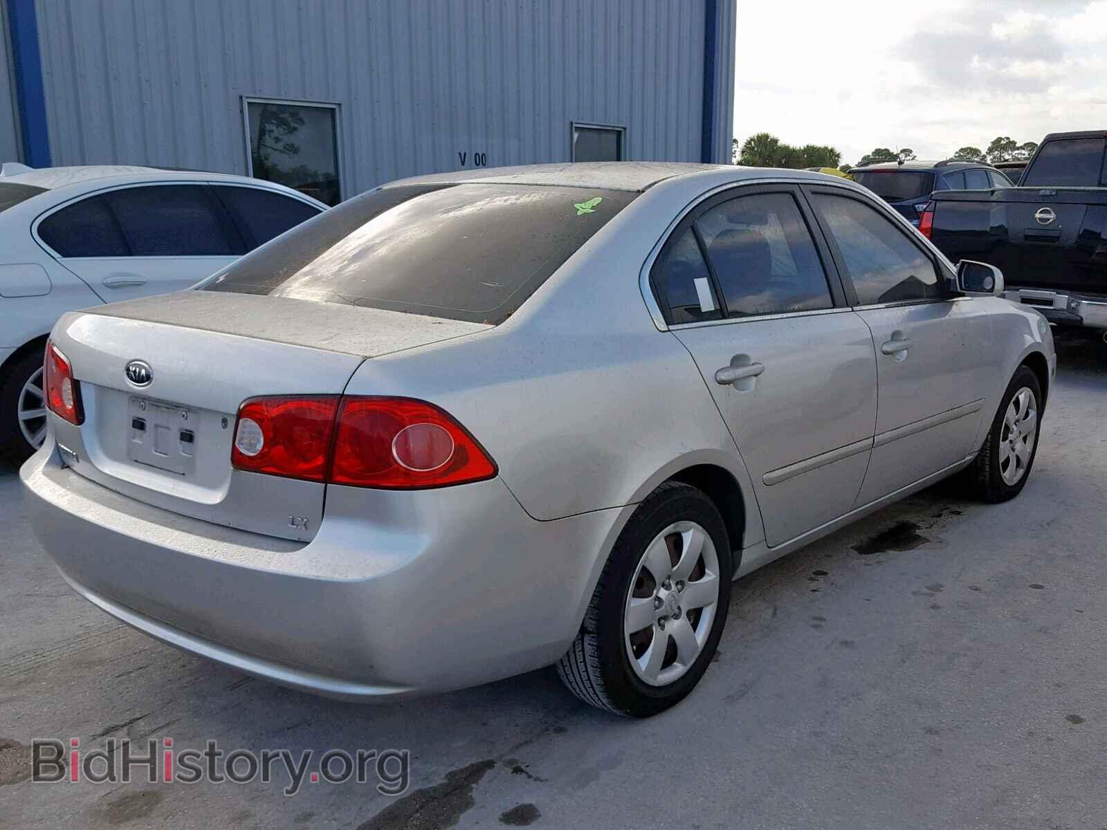 2008 KIA OPTIMA - VIN: KNAGE123685234877 - Фото 4
