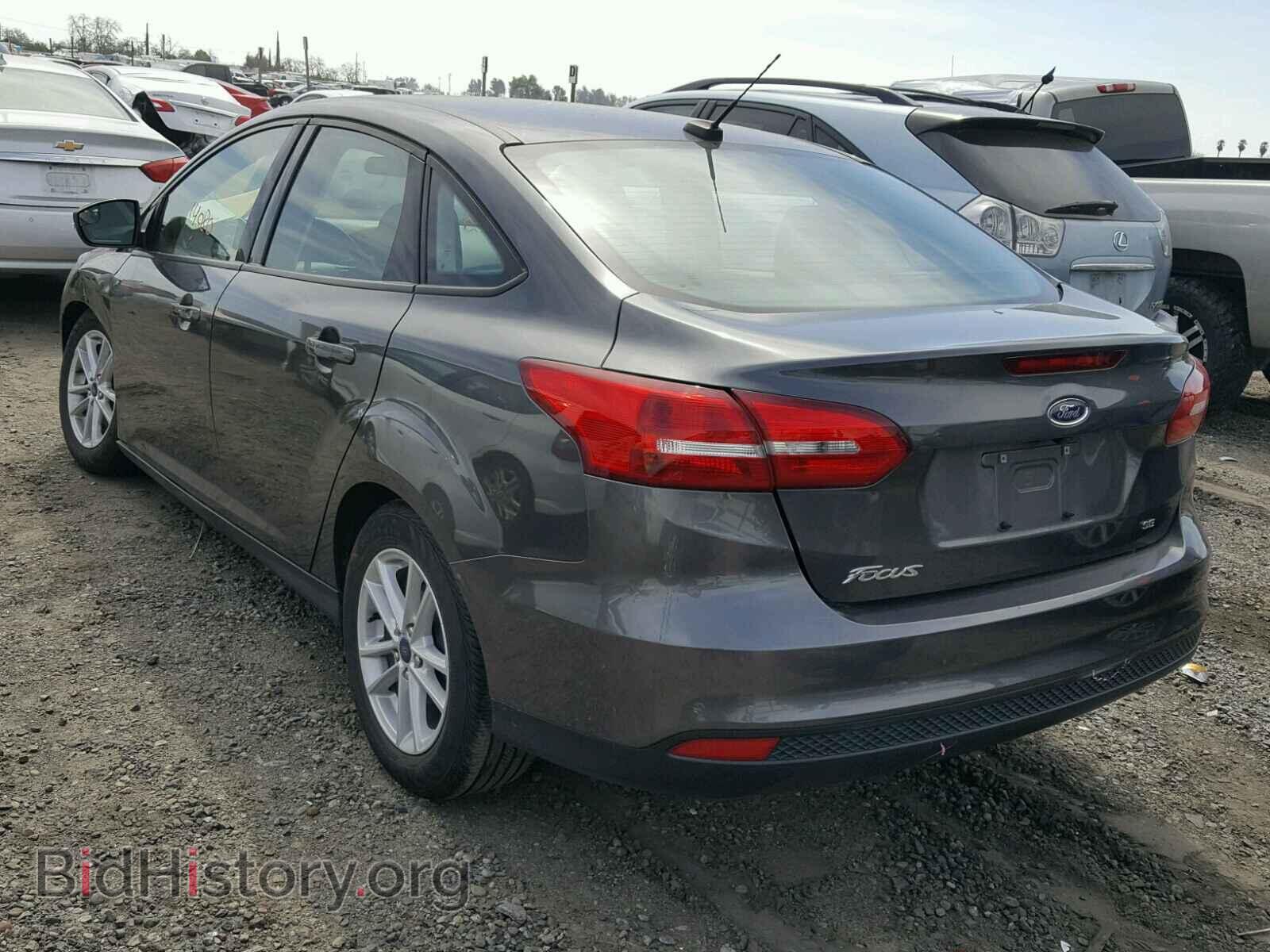 2017 FORD FOCUS - VIN: 1FADP3F2XHL217336 - Фото 3