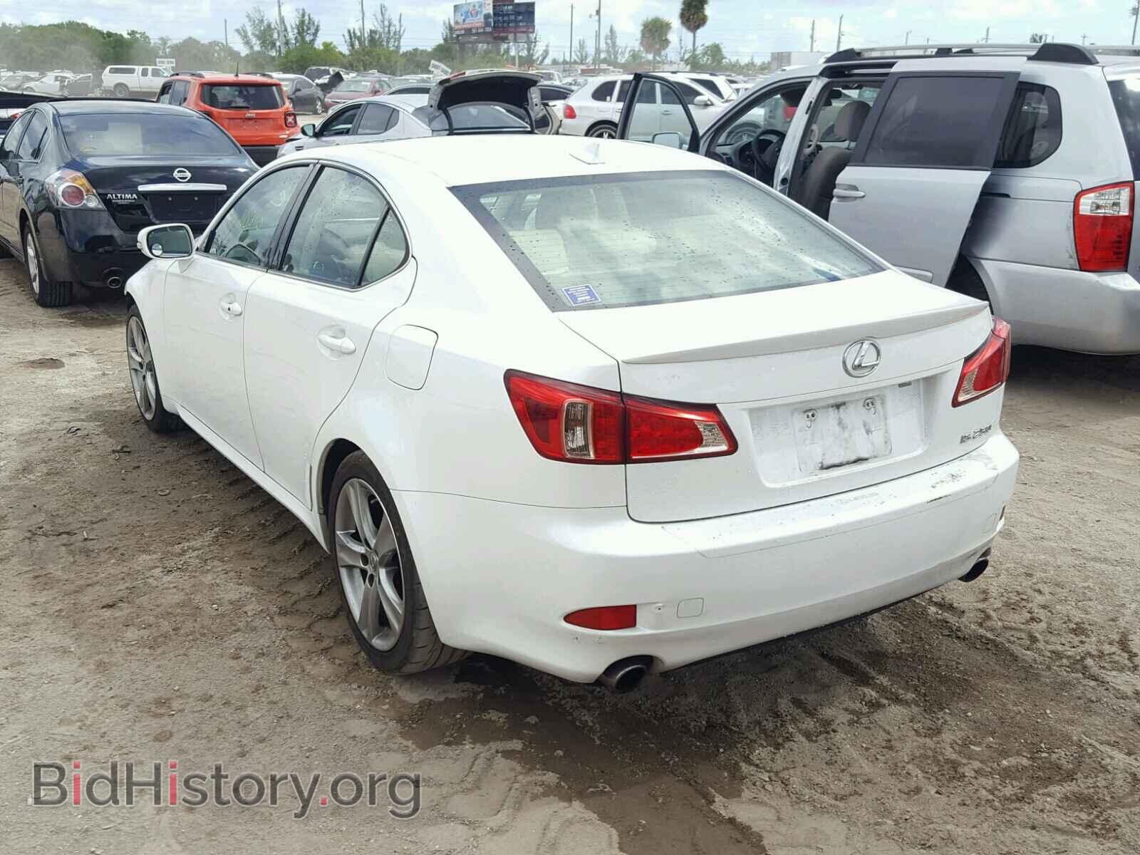 2011 LEXUS IS250 - VIN: JTHBF5C20B5143066 - Фото 3