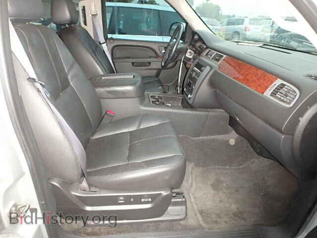2011 GMC YUKON - VIN: 1GKS1CE09BR338208 - Фото 5