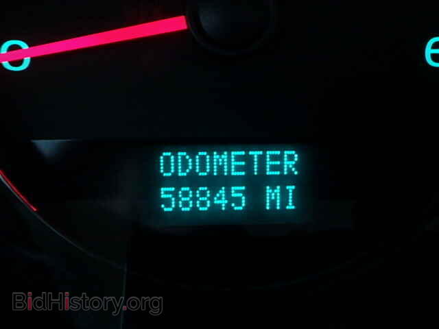 2011 GMC YUKON - VIN: 1GKS1CE09BR338208 - Фото 8