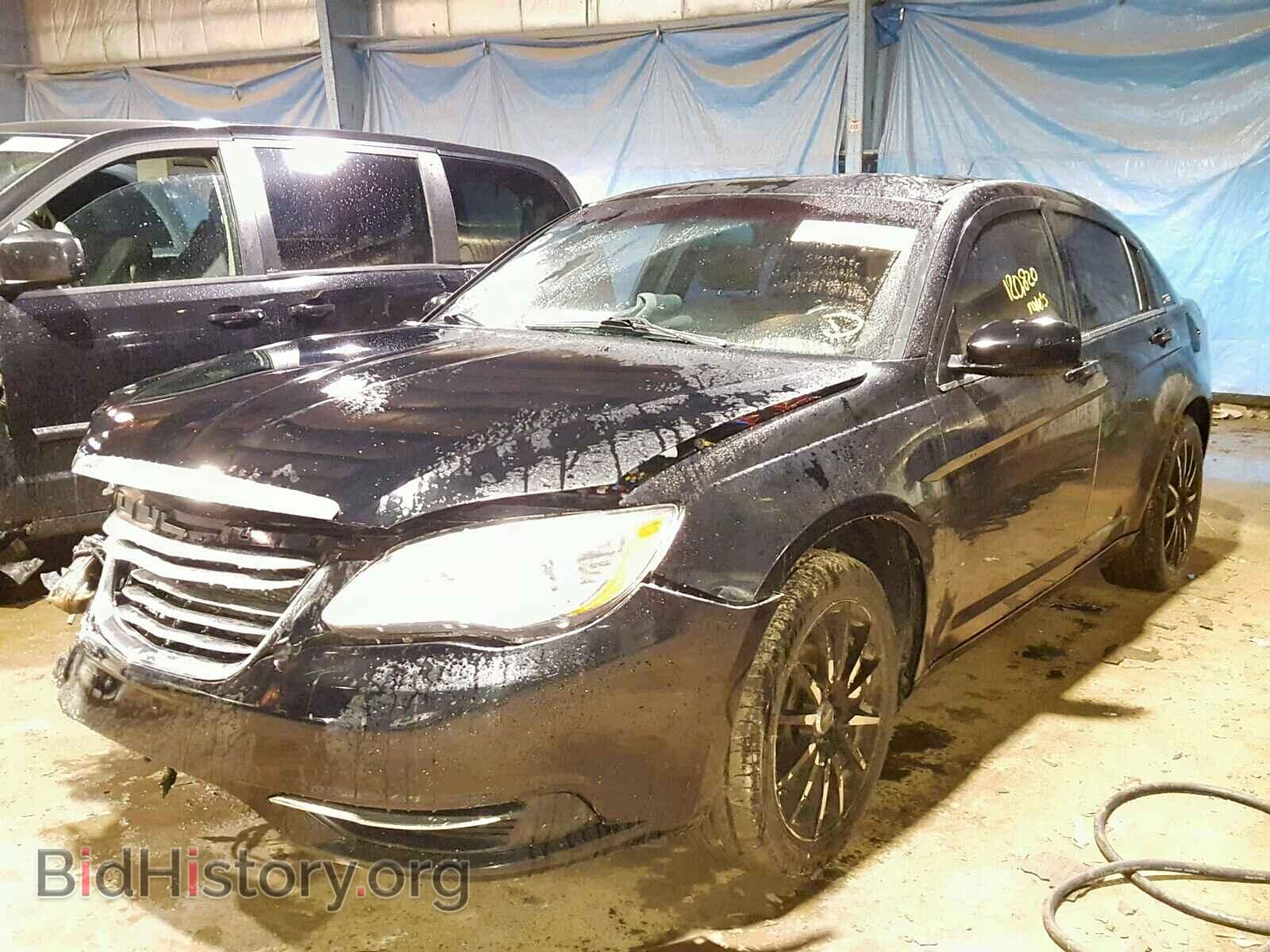 2012 CHRYSLER 200 - VIN: 1C3CCBAB4CN282199 - Фото 2