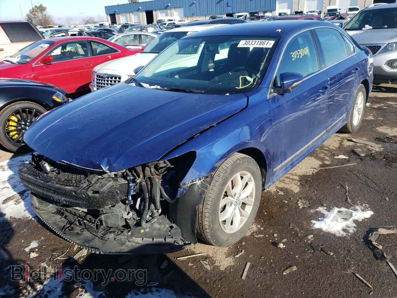 2017 VOLKSWAGEN PASSAT - VIN: 1VWAT7A30HC067184 - Фото 2
