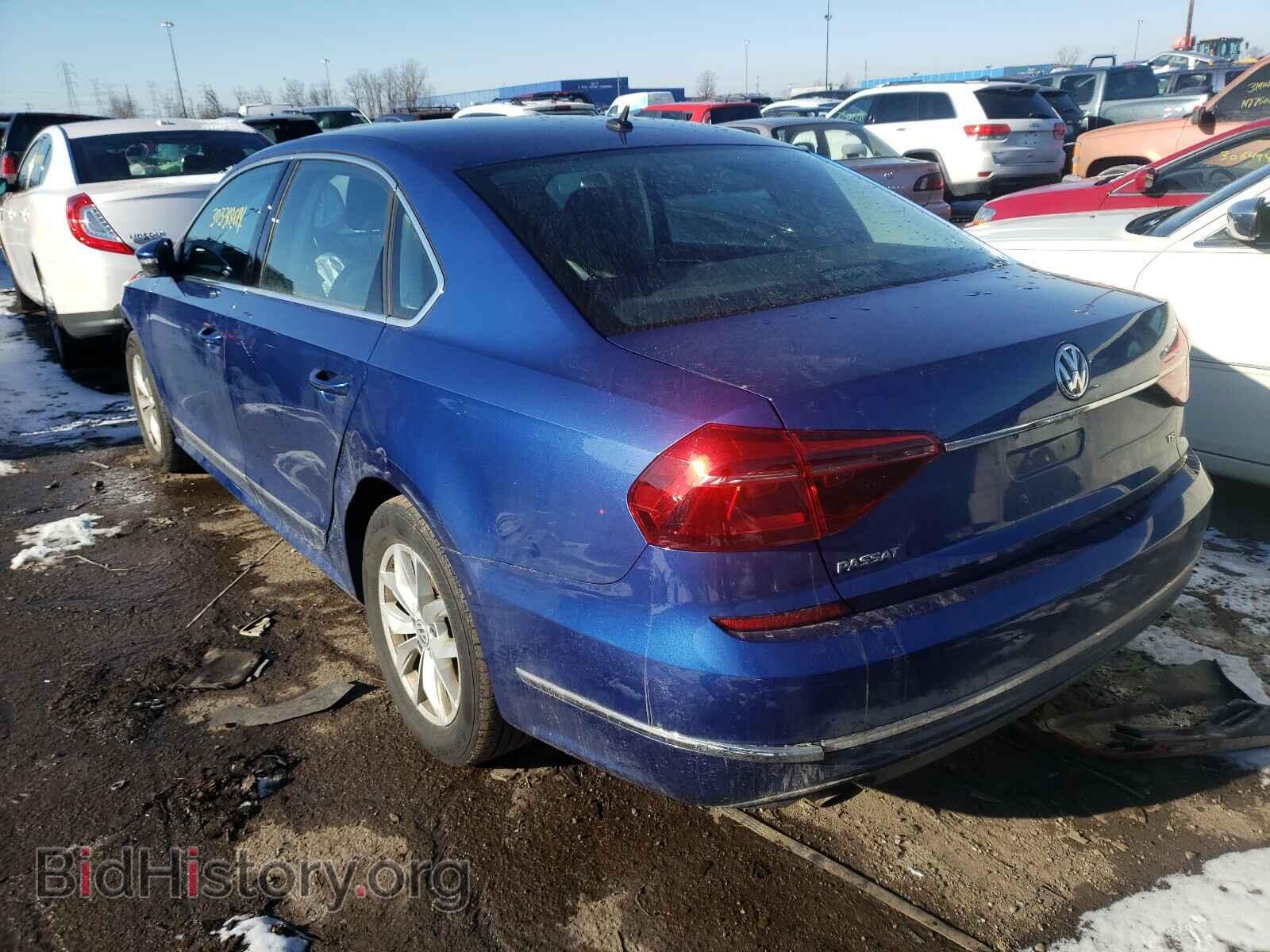 2017 VOLKSWAGEN PASSAT - VIN: 1VWAT7A30HC067184 - Фото 3