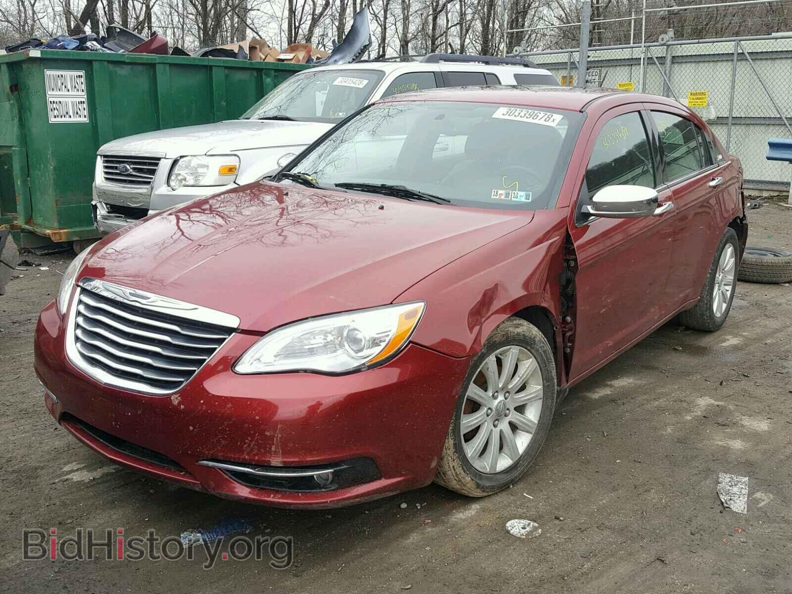 2013 CHRYSLER 200 - VIN: 1C3CCBCG8DN580233 - Фото 2