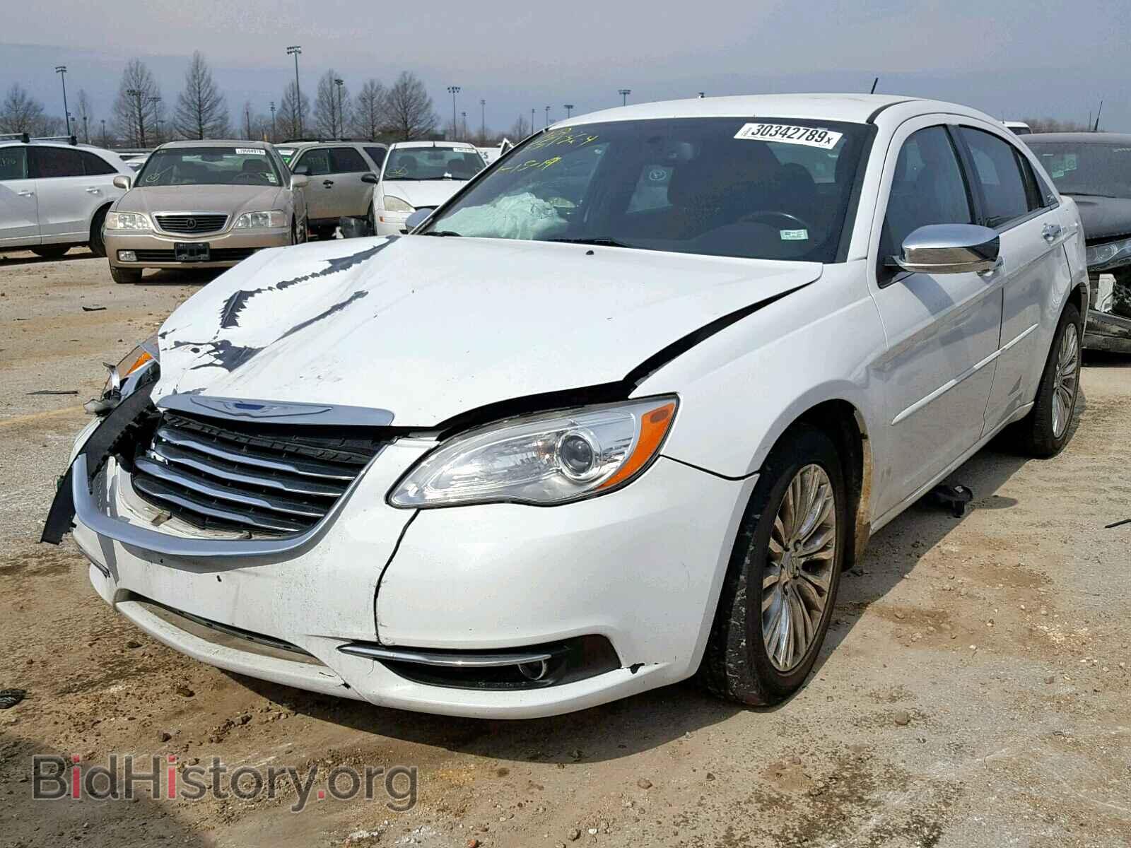 2012 CHRYSLER 200 - VIN: 1C3CCBCB9CN207639 - Photo 2