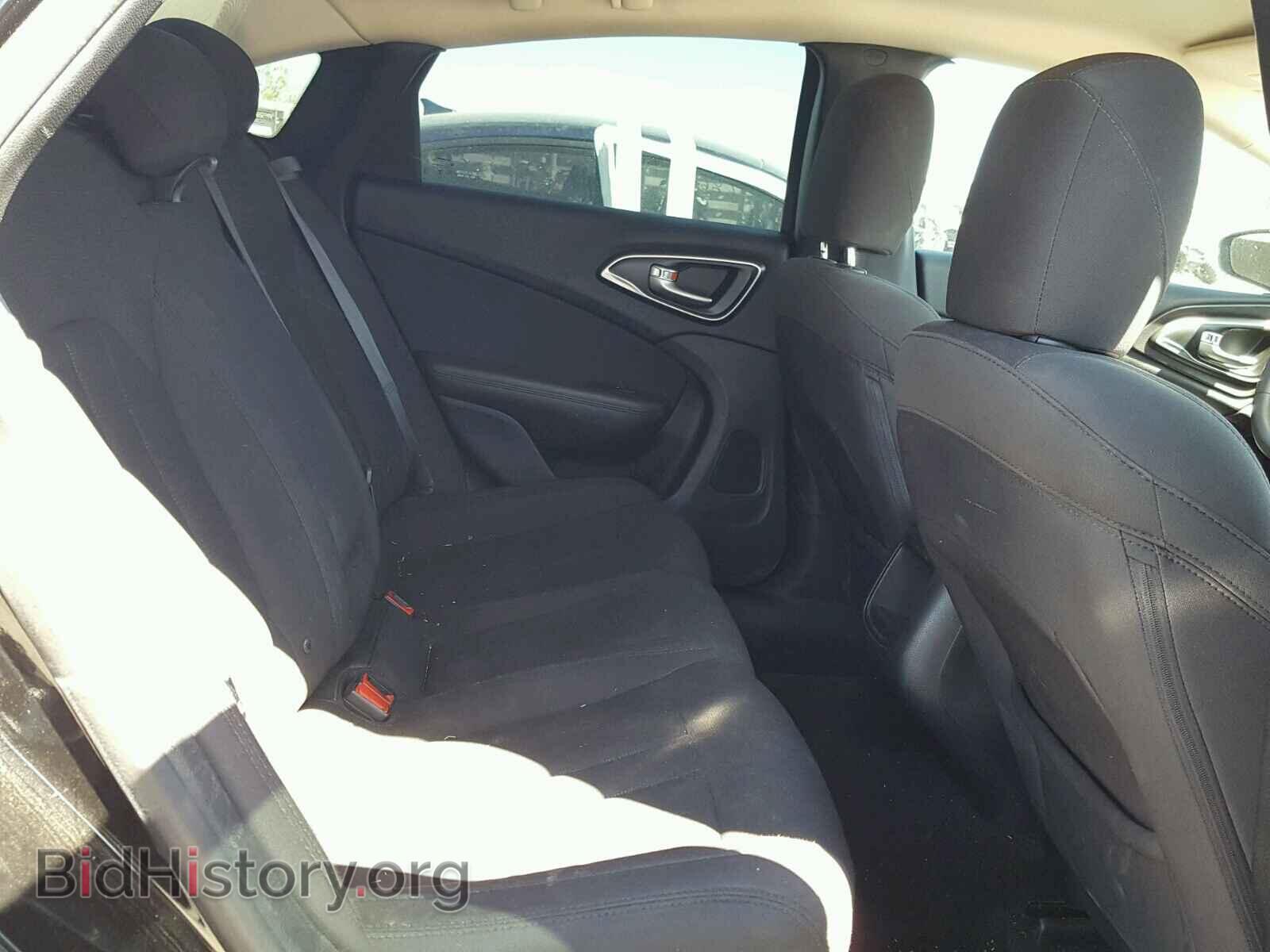2016 CHRYSLER 200 - VIN: 1C3CCCAB6GN168247 - Photo 6