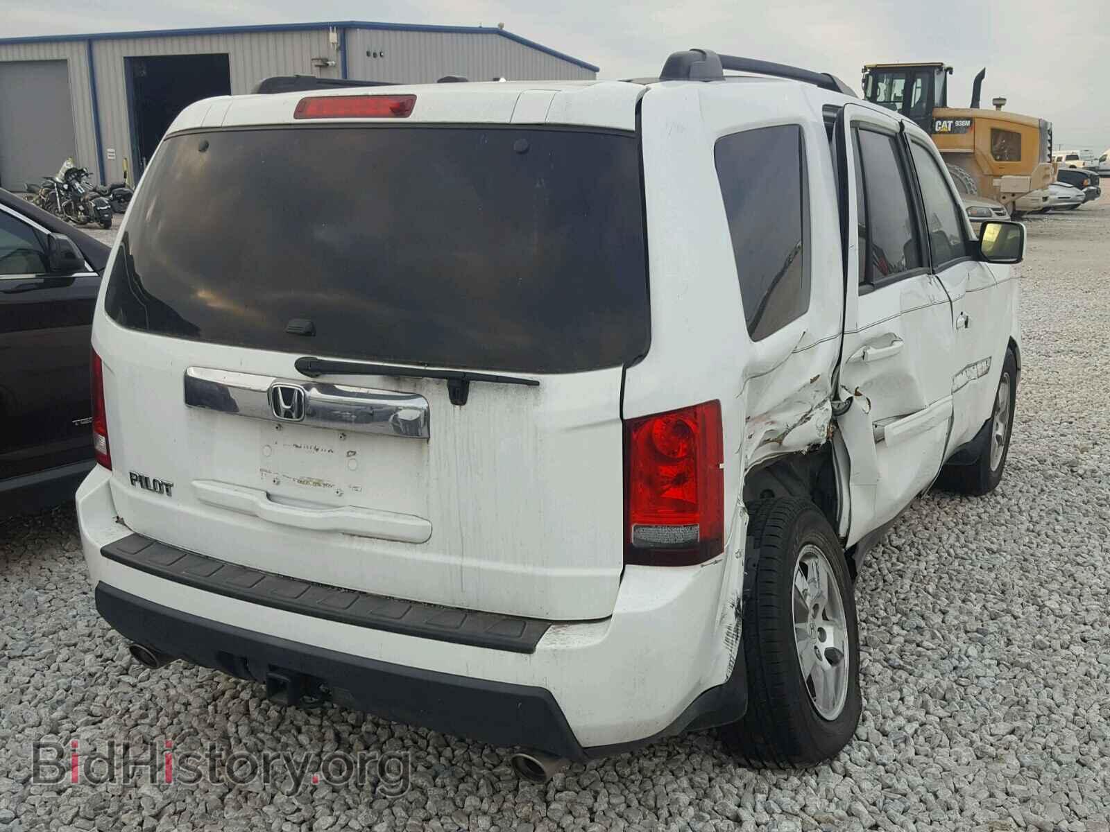 2011 HONDA PILOT - VIN: 5FNYF3H41BB017341 - Фото 4