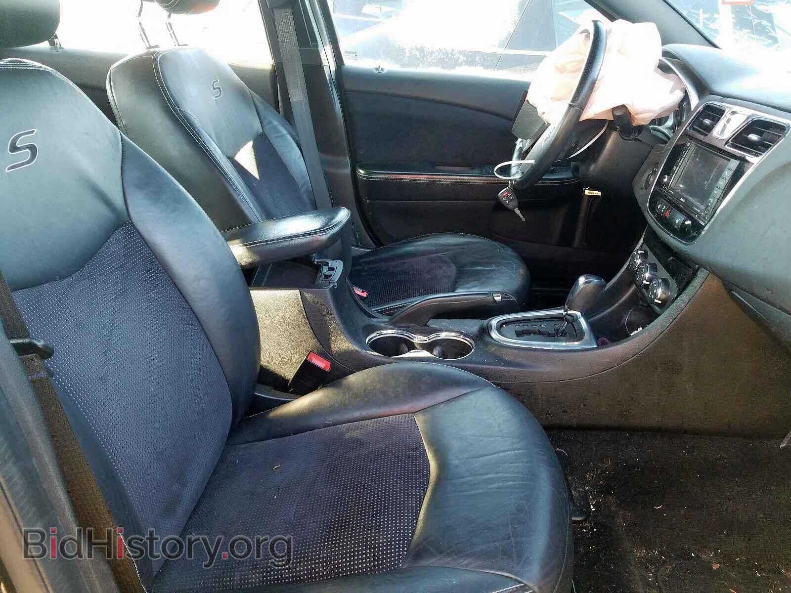 2013 CHRYSLER 200 - VIN: 1C3CCBCG2DN690100 - Photo 5