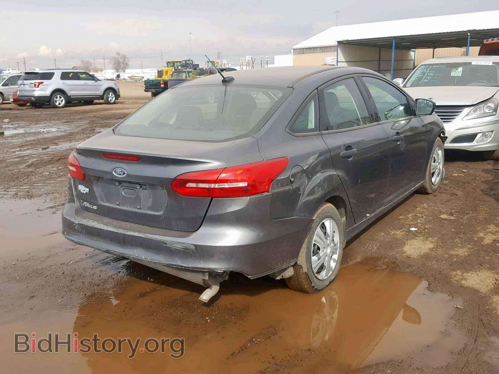 2017 FORD FOCUS - VIN: 1FADP3E2XHL263475 - Photo 4