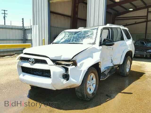 2015 Toyota 4RUNNER (VIN JTEBU5JR1F5213439) — фото 2 из 10