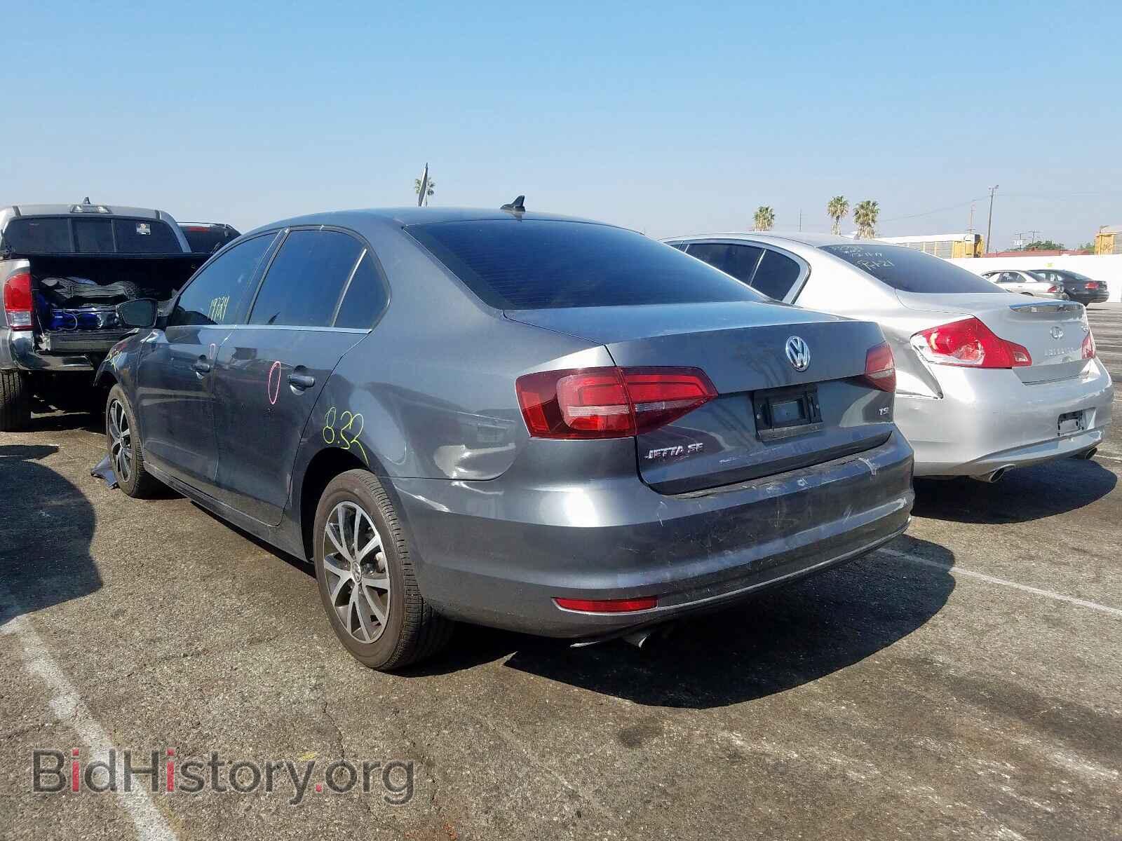 2017 VOLKSWAGEN JETTA - VIN: 3VWDB7AJ2HM286337 - Фото 3