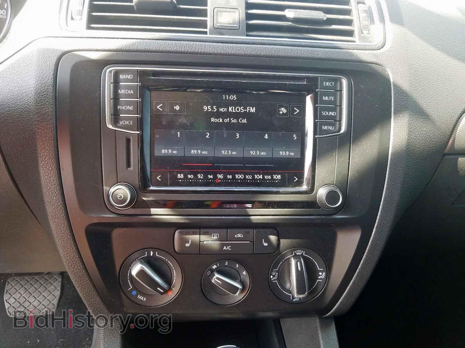 2017 VOLKSWAGEN JETTA - VIN: 3VWDB7AJ2HM286337 - Фото 9