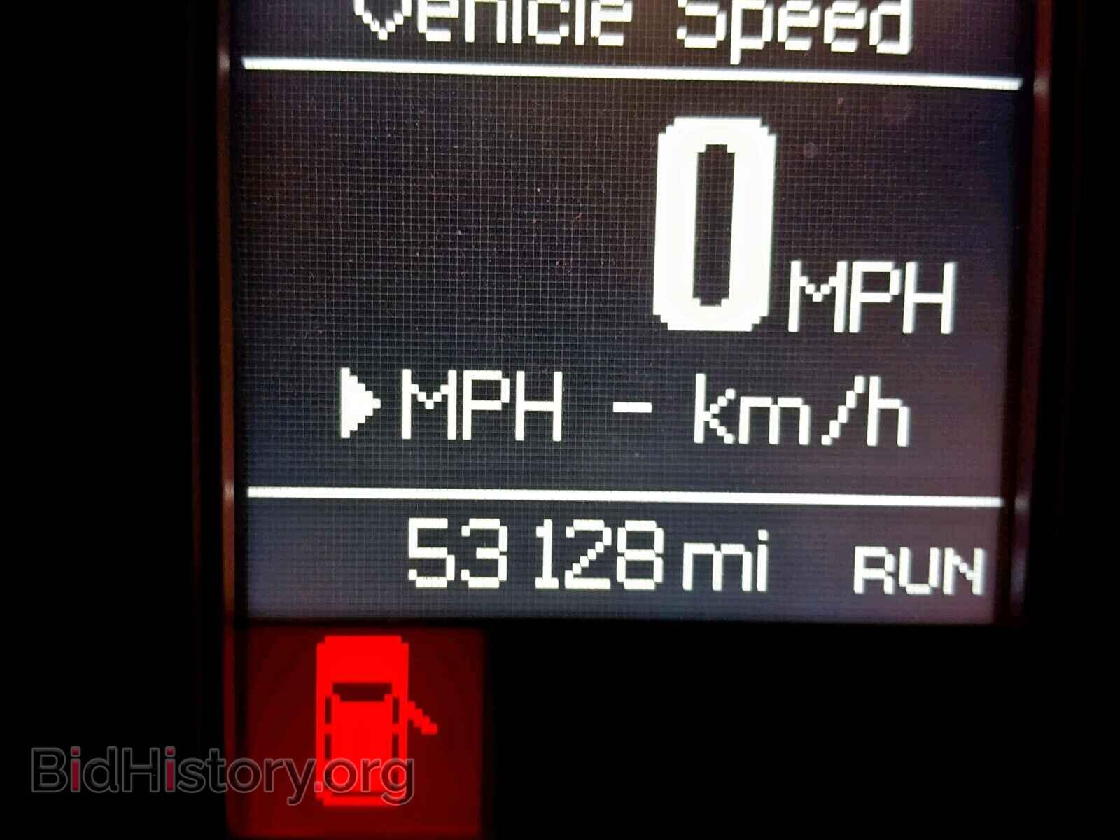 2013 CHRYSLER TOWN & COU - VIN: 2C4RC1BG4DR801962 - Фото 8
