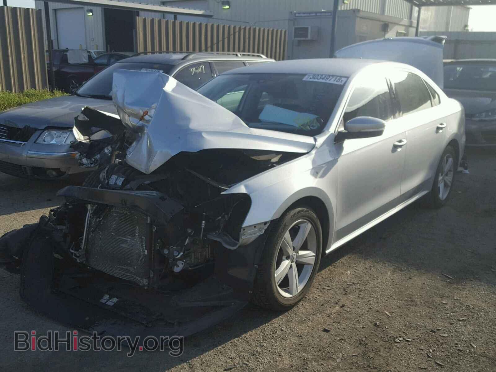 2013 VOLKSWAGEN PASSAT - VIN: 1VWBP7A31DC090931 - Фото 2