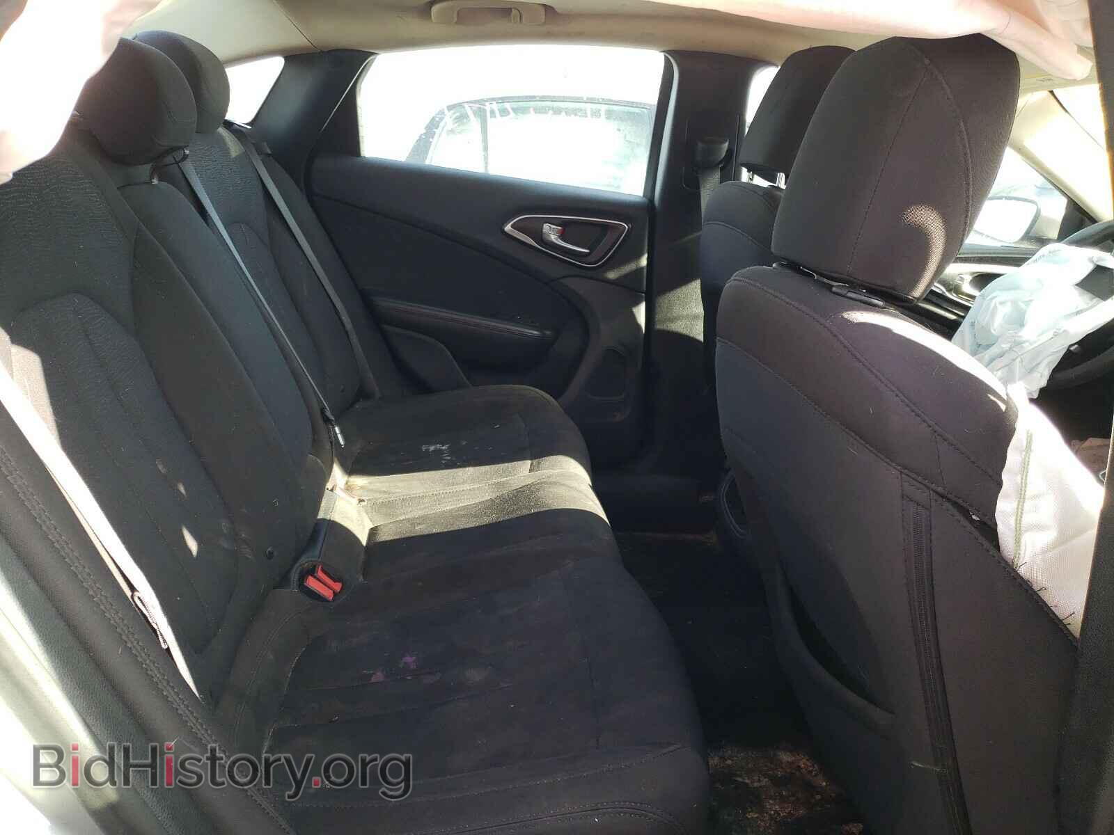 2015 CHRYSLER 200 - VIN: 1C3CCCAB2FN669389 - Photo 6