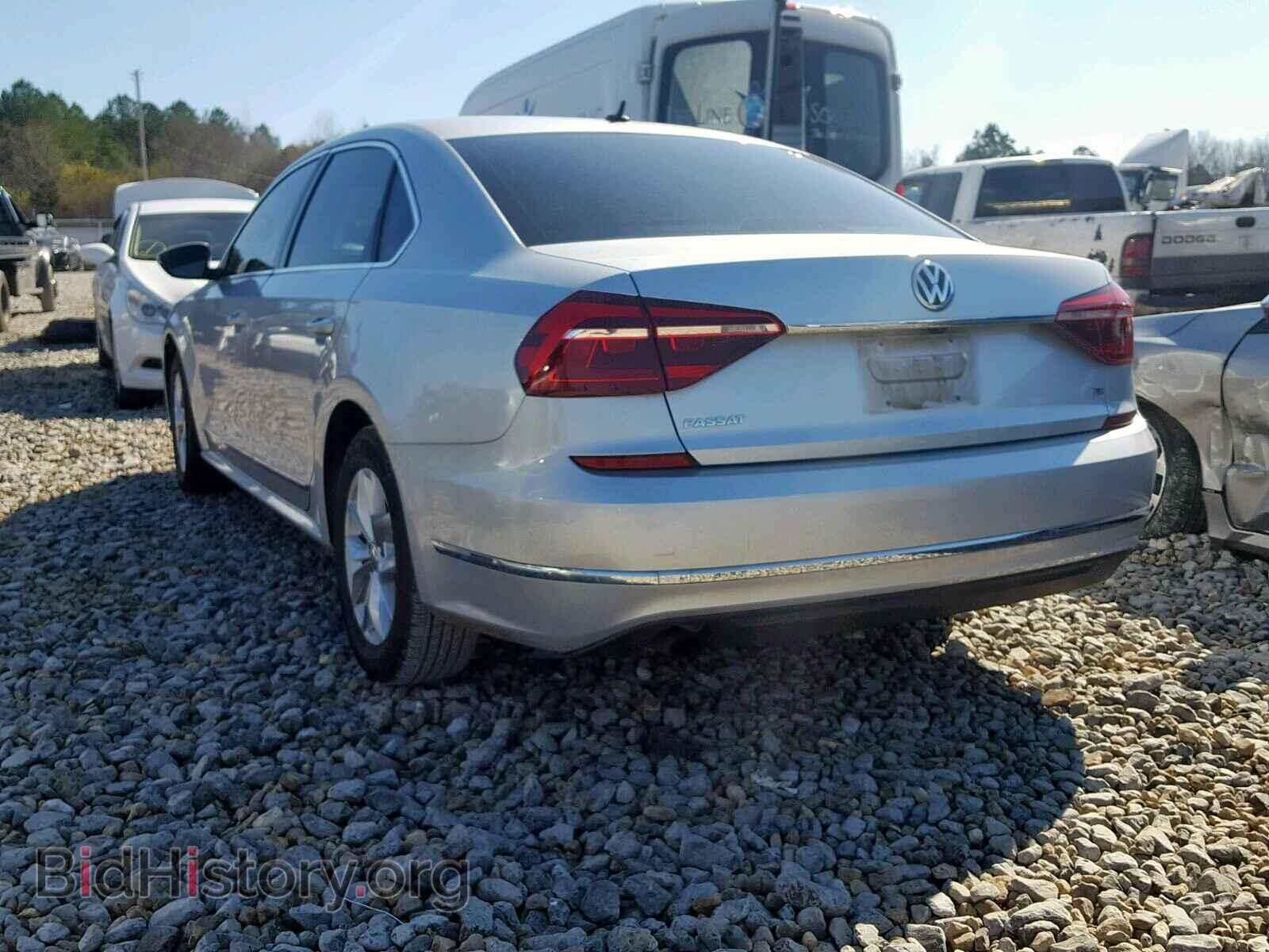 2017 VOLKSWAGEN PASSAT - VIN: 1VWAT7A30HC026568 - Фото 3