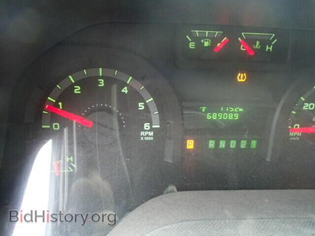 2011 FORD ECONOLINE - VIN: 1FTSS3EL6BDA24046 - Фото 8