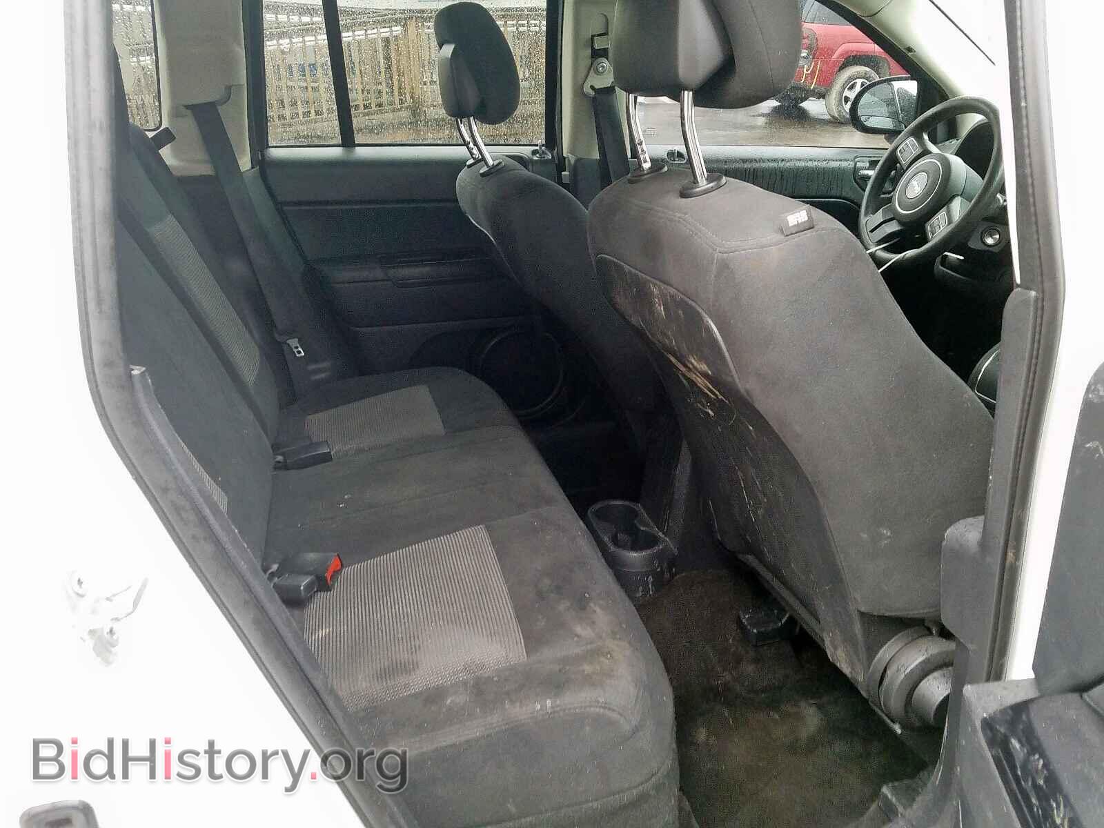2014 JEEP COMPASS - VIN: 1C4NJDBB0ED883820 - Фото 6