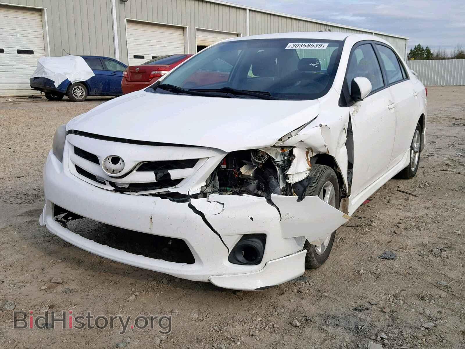 2011 TOYOTA COROLLA BA - VIN: 2T1BU4EE7BC558378 - Фото 2