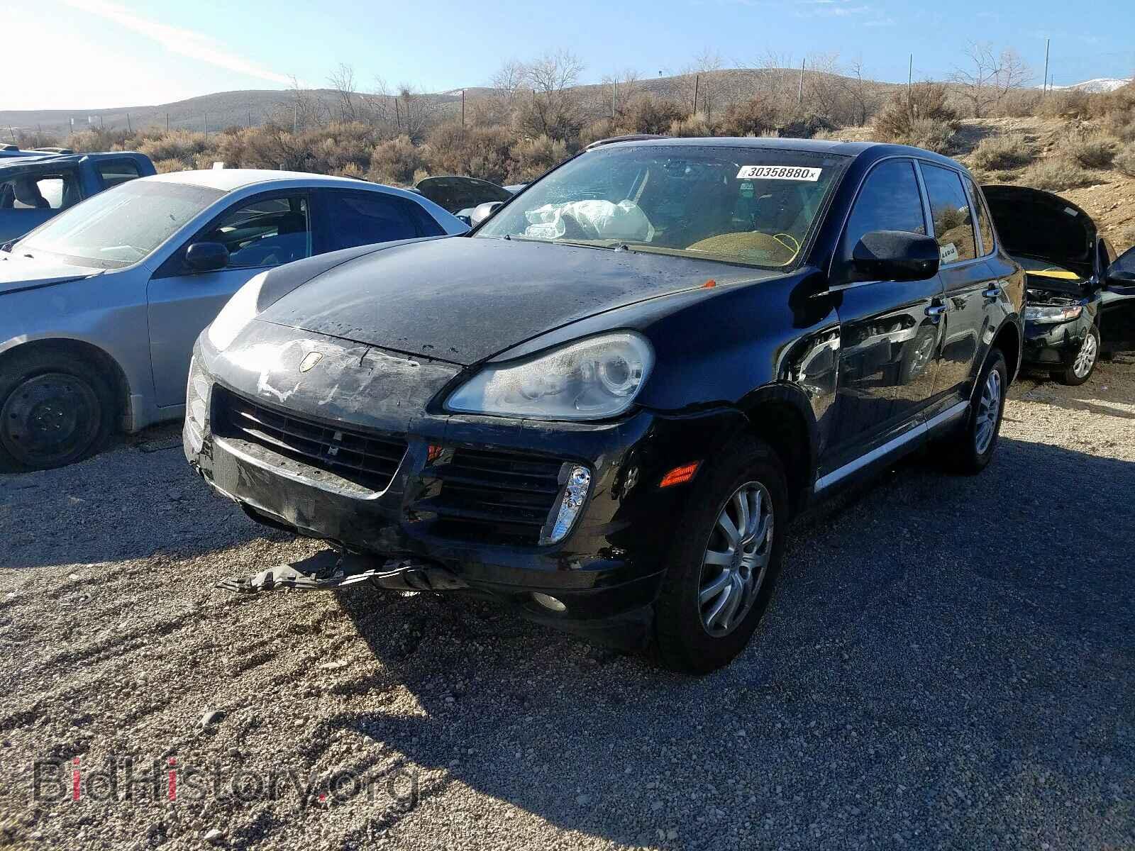 2010 PORSCHE CAYENNE - VIN: WP1AA2AP2ALA05031 - Фото 2