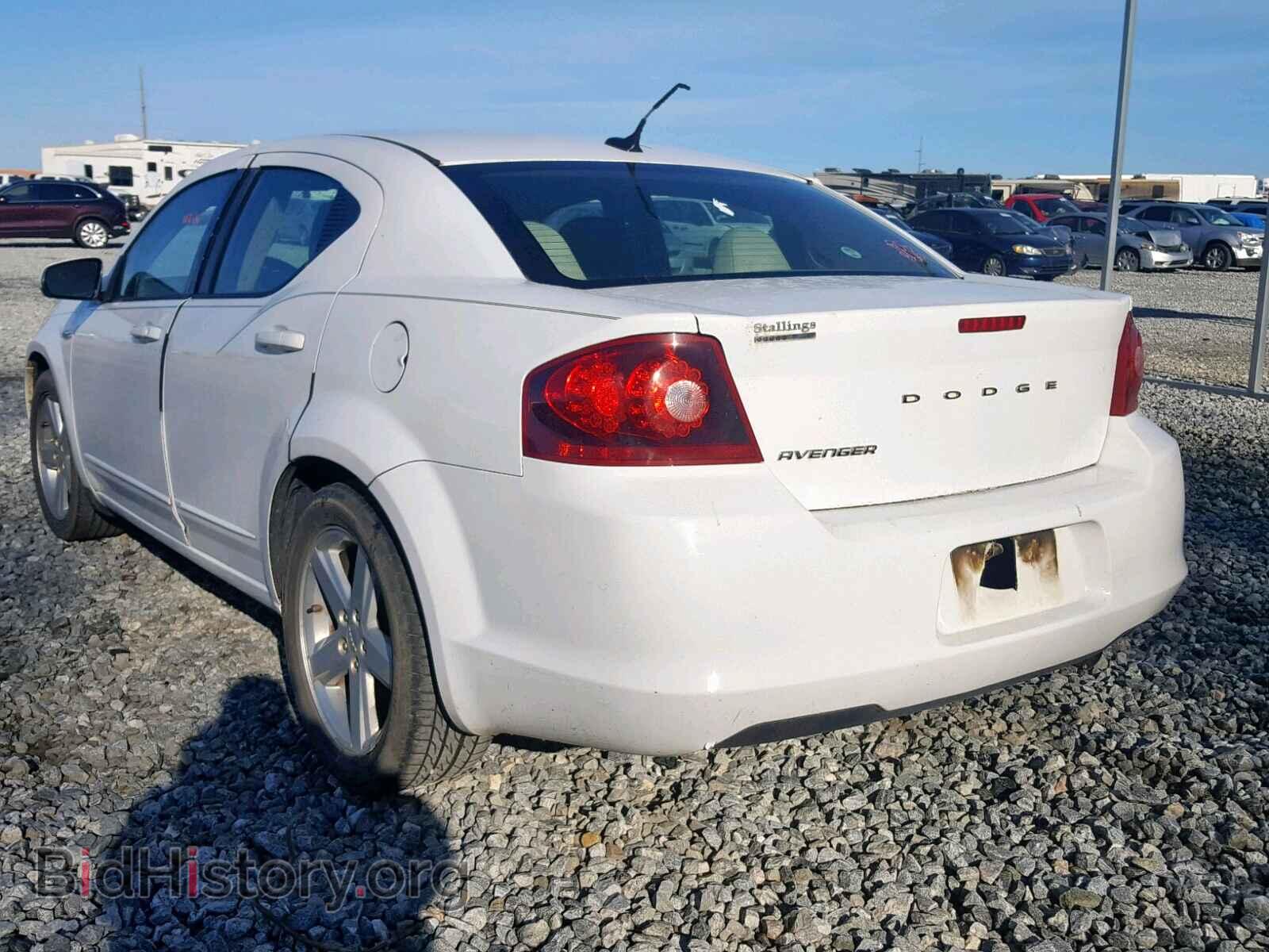 2011 DODGE AVENGER - VIN: 1B3BD1FB4BN556878 - Photo 3