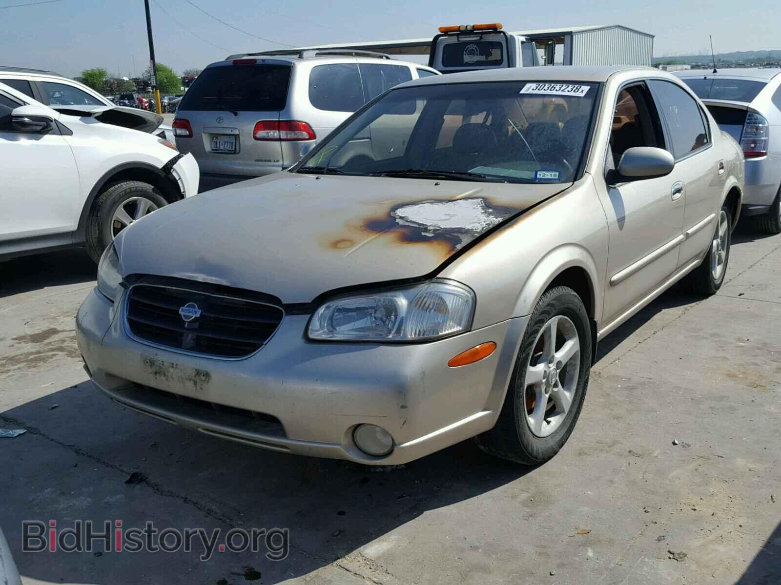 2000 NISSAN MAXIMA - VIN: JN1CA31D1YT762165 - Фото 2
