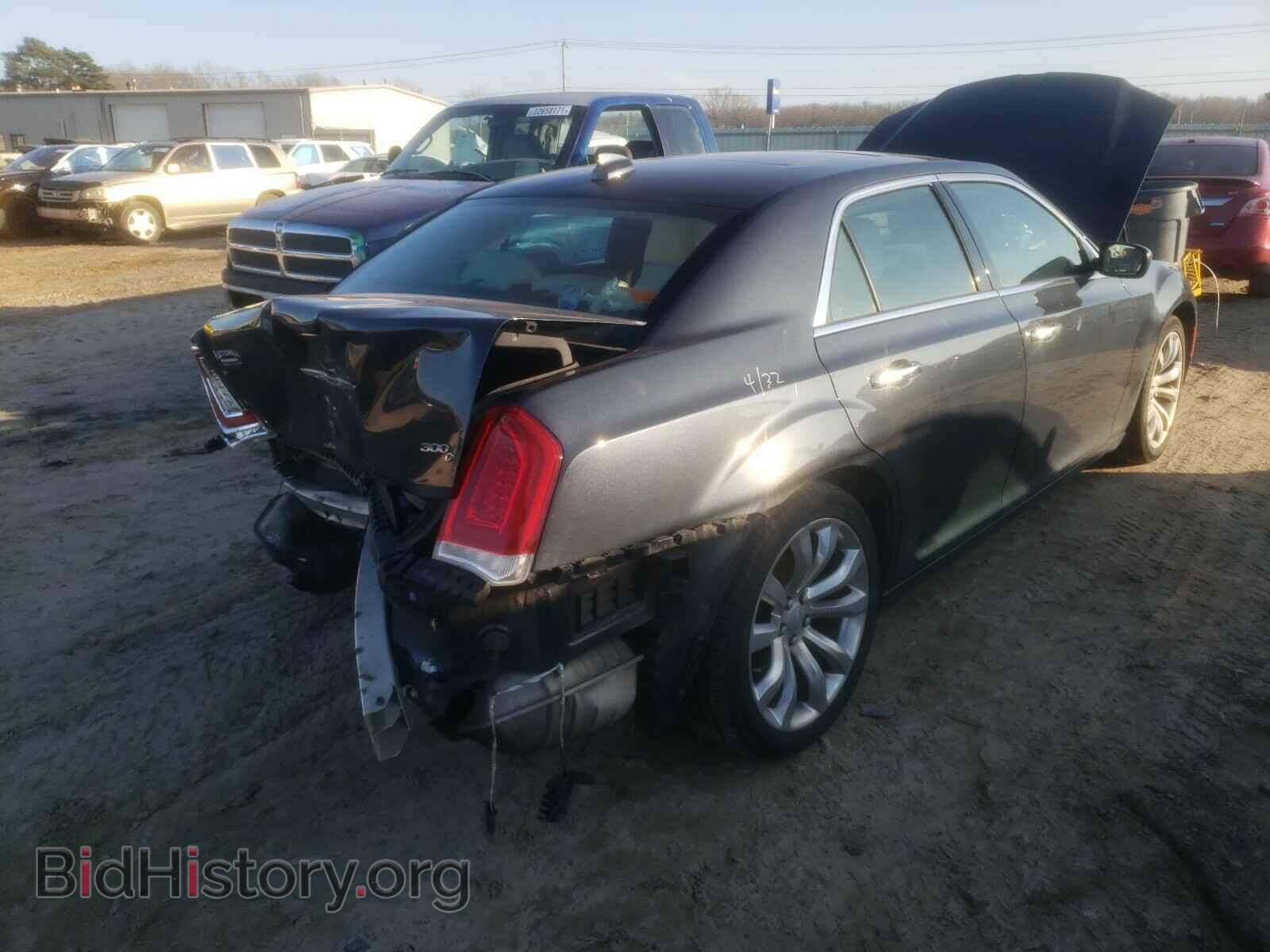 2017 CHRYSLER 300 - VIN: 2C3CCAEG5HH516592 - Фото 4