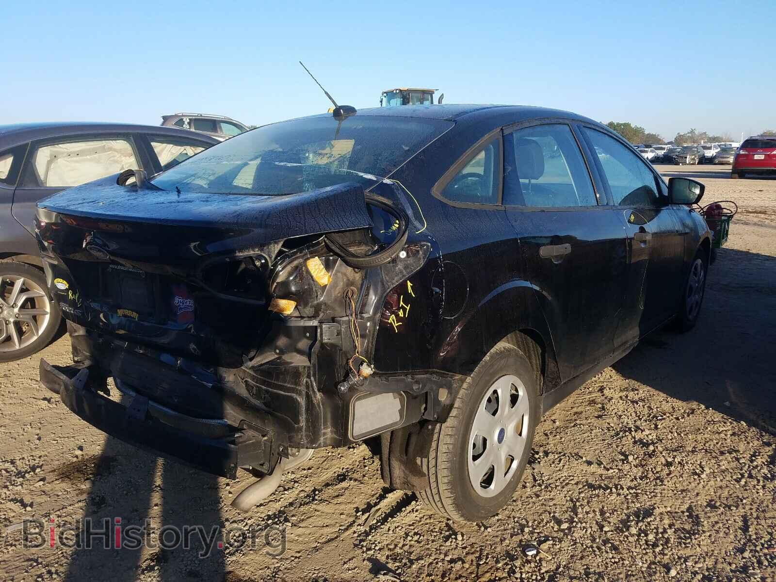 2017 FORD FOCUS - VIN: 1FADP3E22HL302141 - Фото 4