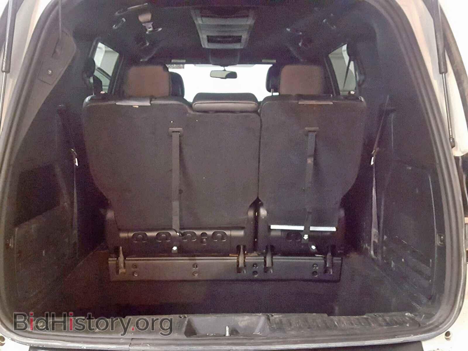 2015 CHRYSLER TOWN & COU - VIN: 2C4RC1HG7FR753688 - Фото 9