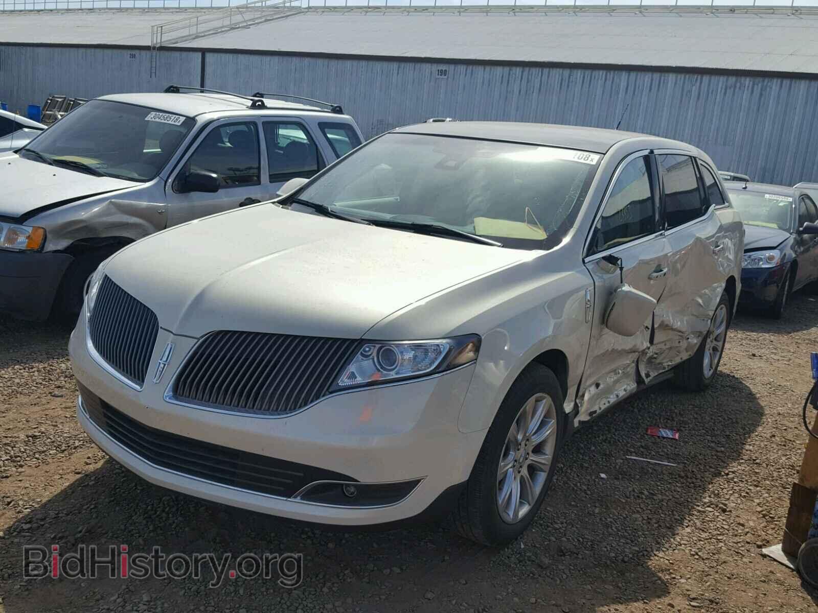 2014 LINCOLN MKT - VIN: 2LMHJ5FK4EBL58598 - Фото 2