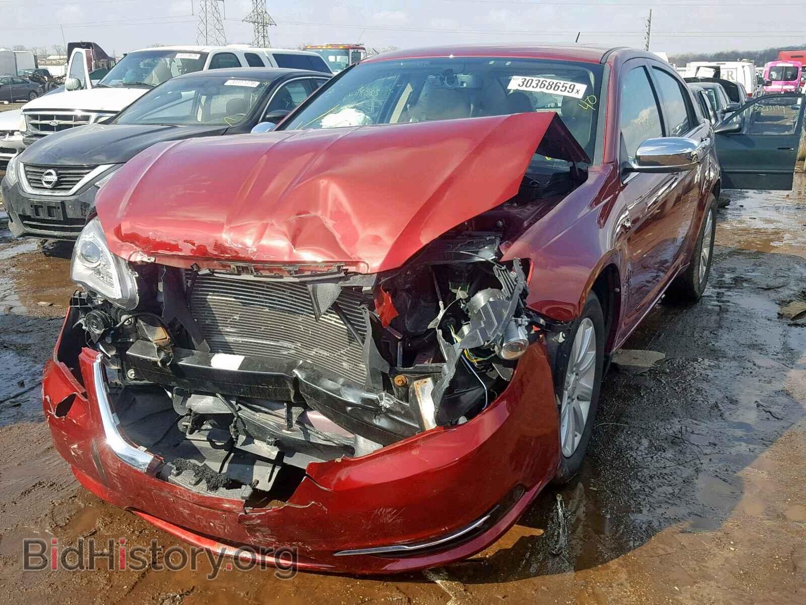 2013 CHRYSLER 200 - VIN: 1C3CCBCG0DN577701 - Photo 2
