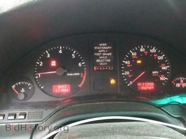 2000 AUDI A8 - VIN: WAUFL54D7YN012086 - Фото 8