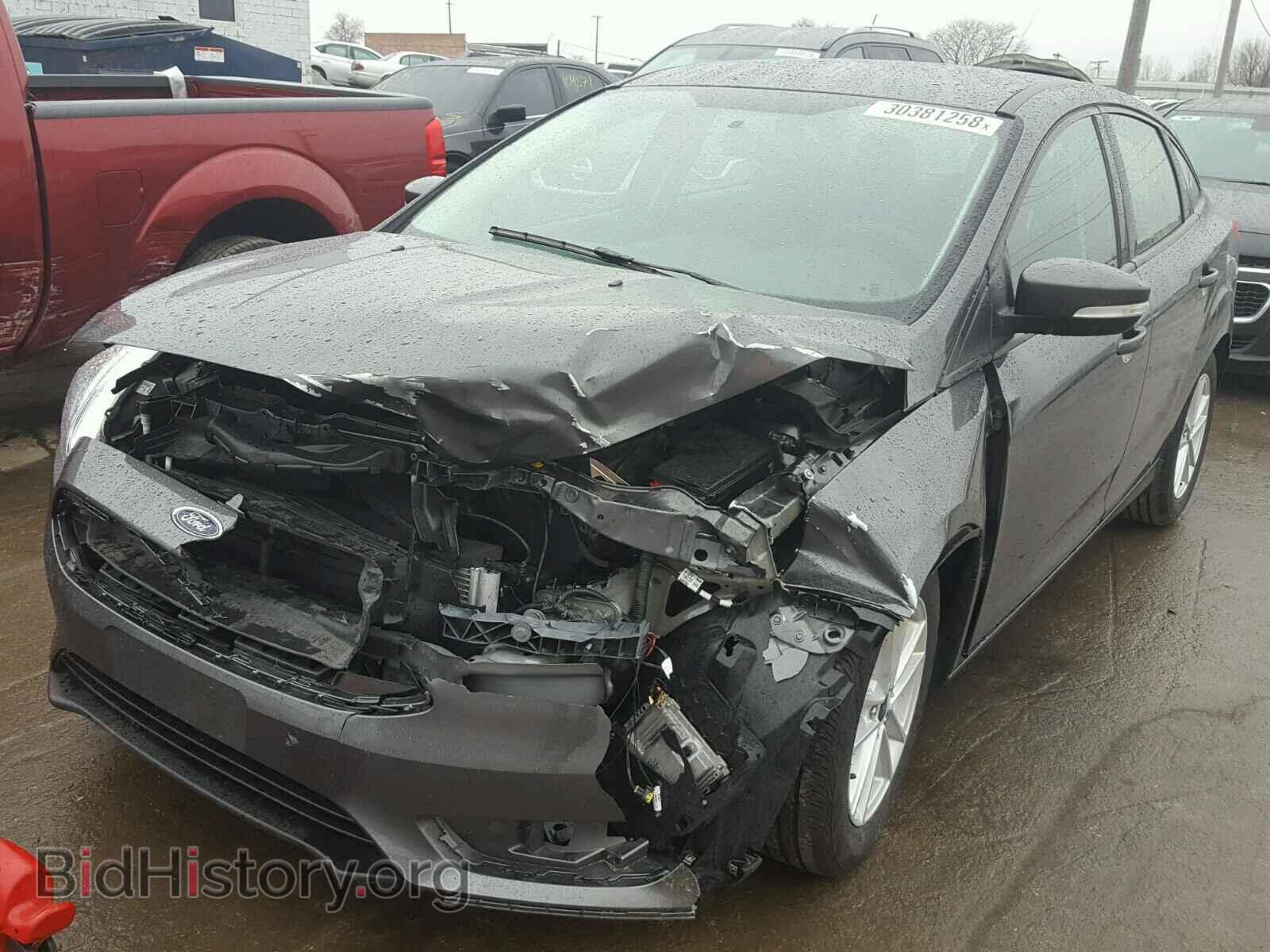 2017 FORD FOCUS - VIN: 1FADP3F29HL285529 - Фото 2